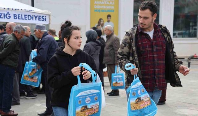 Elazığ Belediyesinden can dostlara 10 ton mama ve kuş yemi desteği