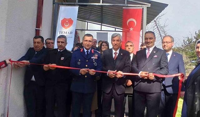 Emekli Astsubaylar Derneği Kütahya Şubesi yeni hizmet binasında