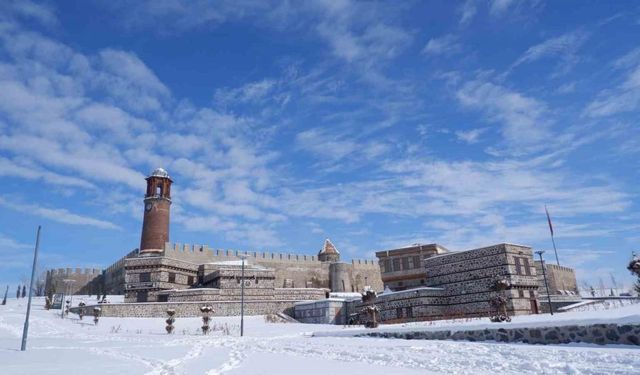 Erzurum’da pazara kadar yağış var