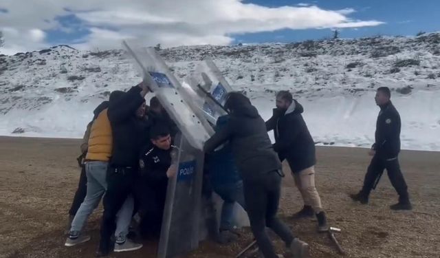 Erzurum’da polisin tatbikatı gerçeği aratmadı