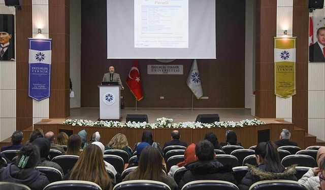 ETÜ’de kadın sağlık yöneticileri paneli düzenlendi