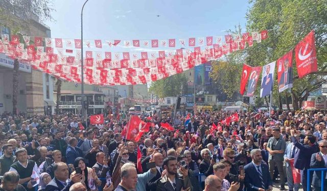 Fatih Erbakan: "İstanbul adayımızı çekmeye hazırız"