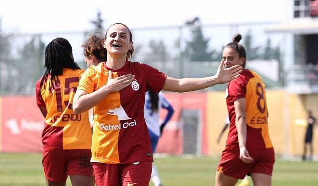 Galatasaray son nefeste güldü