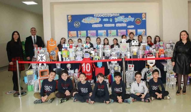 Gaziantep Kolej Vakfı Özel Okullarında Bilim ve Teknoloji haftası kutlandı