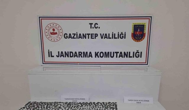 Gaziantep’te 913 adet tarihi eser niteliğinde sikke ele geçirildi