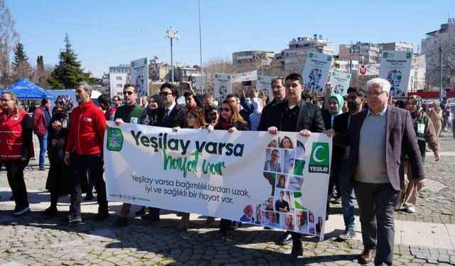 Gaziantep’te Yeşilay Haftası için farkındalık korteji