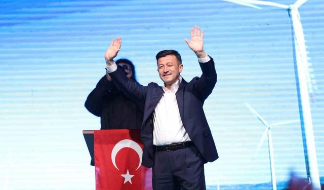 Hamza Dağ: “Bıkmadan, usanmadan heyecanımı tüm İzmir’le paylaşacağım”