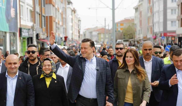 Hatipoğlu’ndan Odunpazarı Cumhur Yürüyüşü