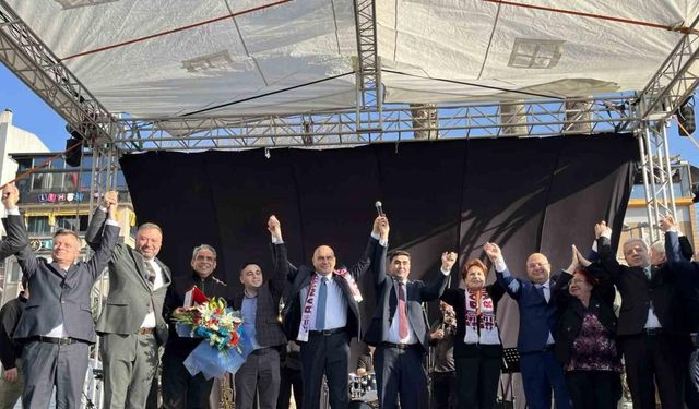 İYİ Parti Genel Başkanı Akşener Bandırma’da