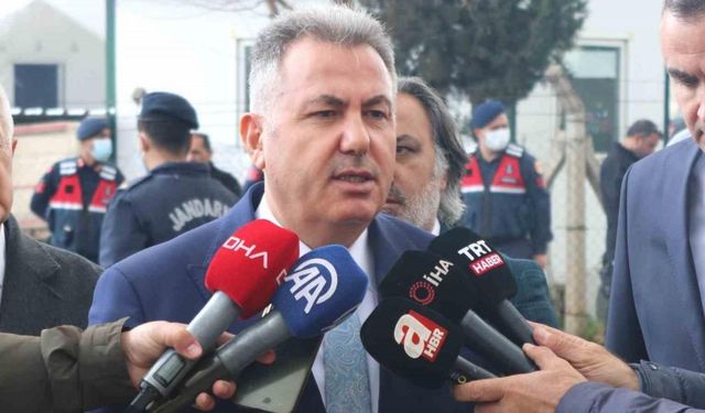 İzmir Valisi Elban: “Yangın büyük ölçüde kontrol altına alındı”