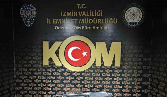 İzmir’de silah kaçakçılarına polisten operasyon: 3 gözaltı