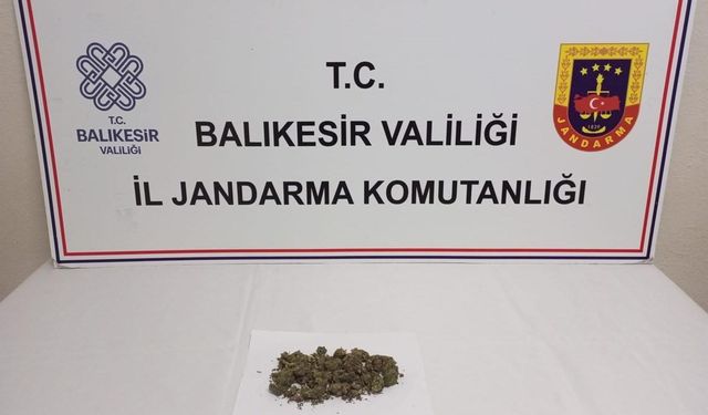 Jandarma’dan 4 ilçede uyuşturucu tacirlerine operasyon