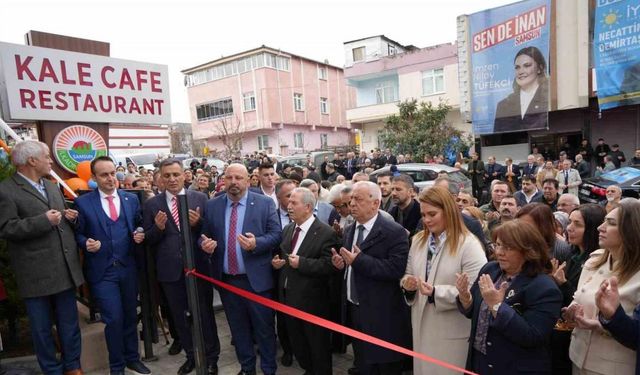 ’Kale Kafe’ dualarla açıldı