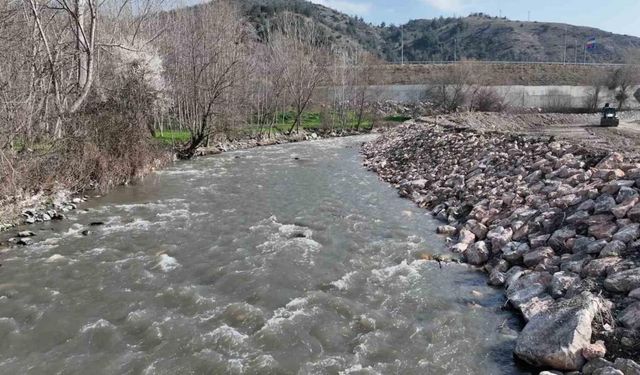 Karasu Deresi taşkın koruma seddi çalışması tamamlandı