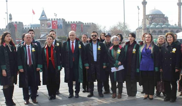 Kayseri Barosu’ndan kadın avukata yapılan saldırıya kınama