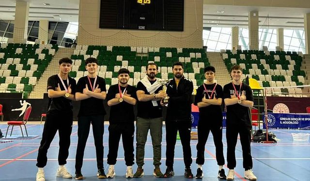 Kayseri Spor Lisesi Badminton Türkiye Şampiyonu oldu