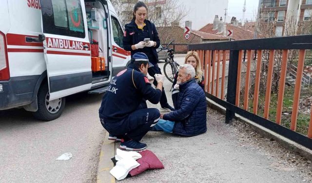 Kazada yaralanan alkollü engelli sürücü sağlık personellerine zorluk çıkarttı