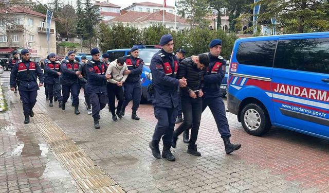 Kırklareli’de yaşlı çifti dolandıran şüpheliler yakalandı