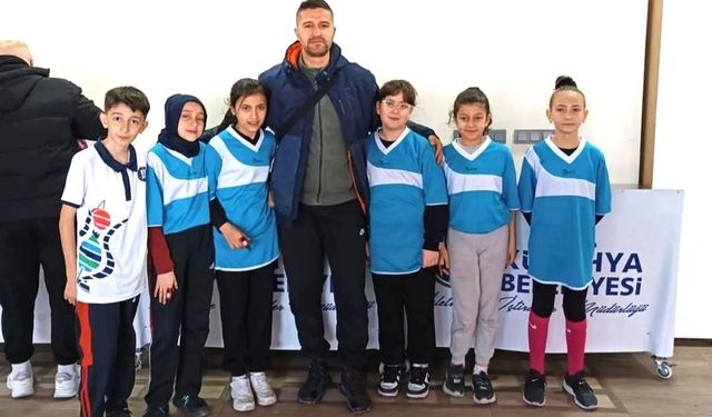 Kütahya Ahteri İmam Hatip Ortaokulu, oryantring müsabakalarında il birincisi oldu