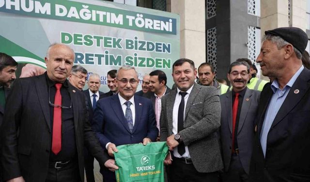 Kütahya Belediyesinden çiftçilere tohum desteği