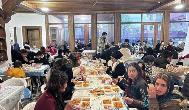 Kütahya Vakıflar Bölge Müdürlüğünden iftar