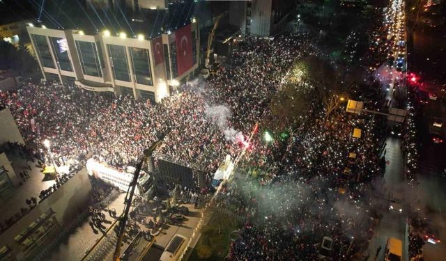 Mansur Yavaş: “Bu seçimin kaybedeni; siyasi hayatını müşteri olarak tamamlayan Turgut Altınok’tur”