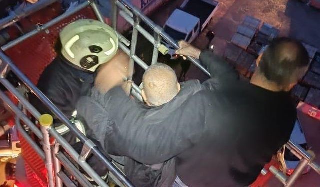 Mardin’de korkutan yangın: Binada mahsur kalan vatandaşlar tahliye edildi