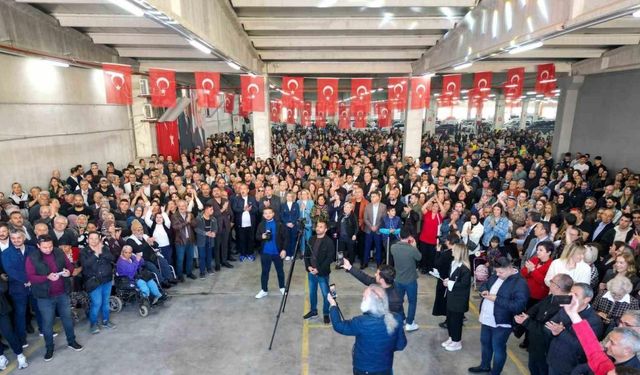 Menemen’de miting gibi açılış