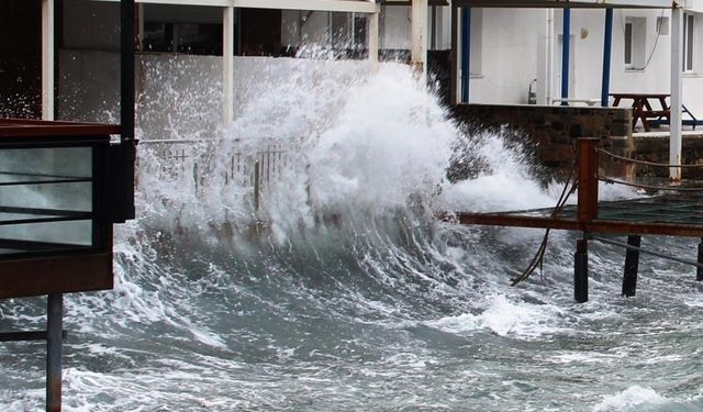 Meteoroloji’den Ege Denizi’nde fırtına uyarısı