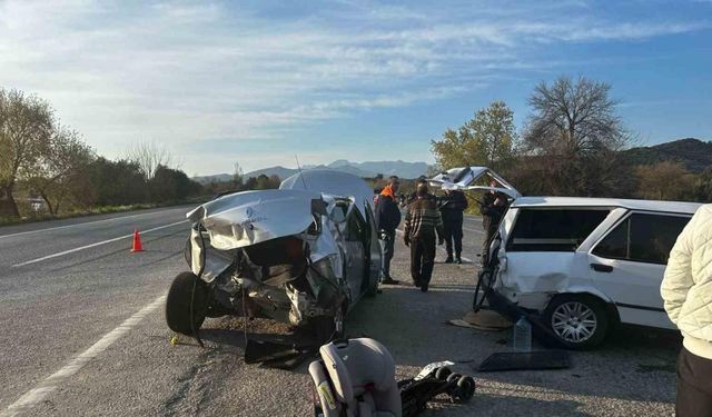 Milas-Söke Karayolu’nda feci kaza: 1’i çocuk 5 yaralı