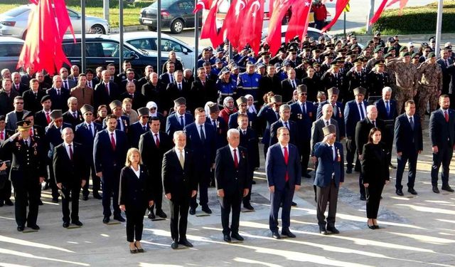 Muğla’da 18 Mart Şehitleri Anma Günü çelenk sunma töreni ile başladı