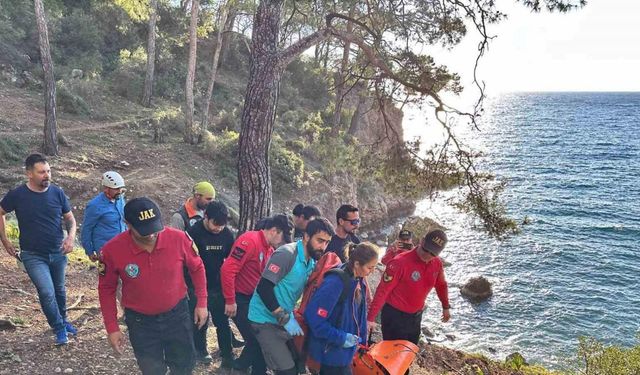 Ormanda yaralanan vatandaş için ekipler seferber oldu