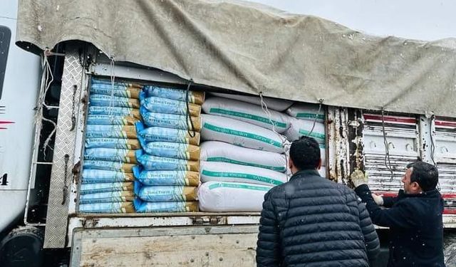 Özalp’te 74 çiftçiye 9 bin 895 kilo tohum dağıtıldı