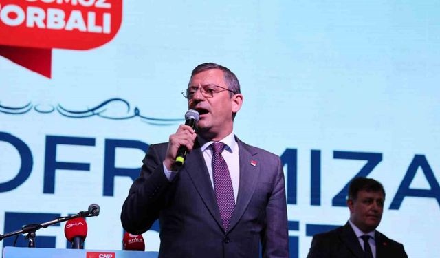 Özgür Özel Torbalı’da vatandaşlarla buluştu