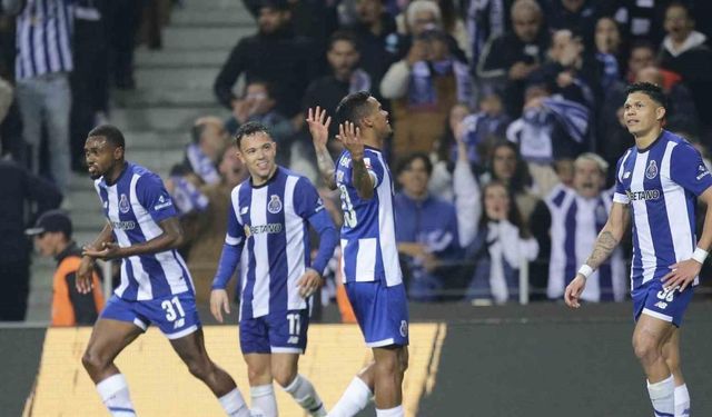 Portekiz derbisinde kazanan 5 golle Porto oldu