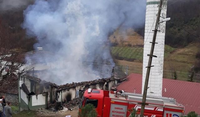 Samsun’da cami küle döndü