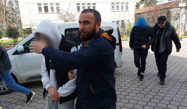 Samsun’da uyuşturucu hapla yakalanan 4 çocuk adliyeye sevk edildi