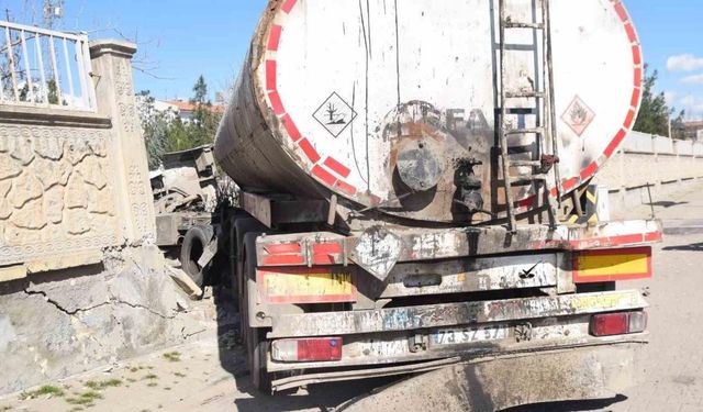 Şanlıurfa’da trafik kazası: 1 ölü, 2 yaralı