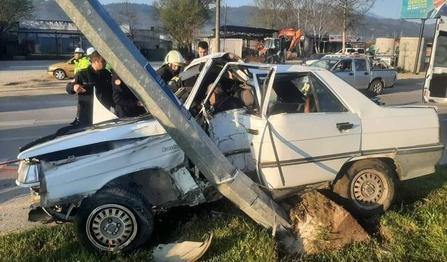 Seydikemer’de trafik kazası; 1 ölü, 1 yaralı