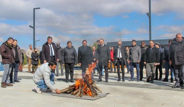 Şeyh Edebali Üniversitesi’nde görkemli ateş yakıldı