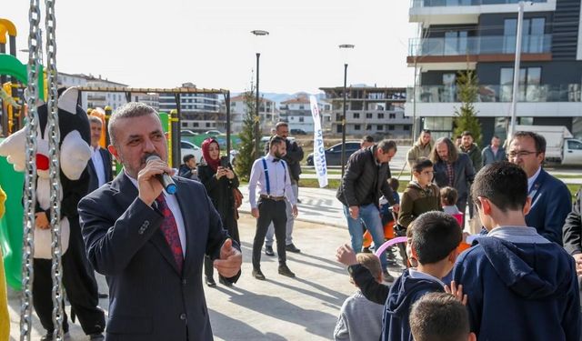 Sincan Belediyesi çocukların yüzünü güldürüyor