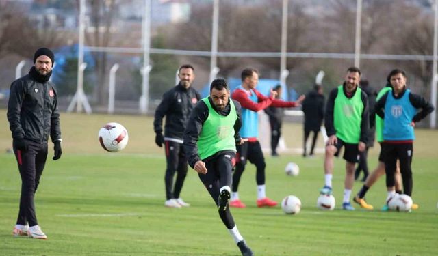 Sivasspor’da Adana Demirspor hazırlıkları sürüyor