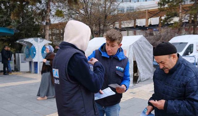 Su tasarrufuna dikkat çekmek için conta dağıttılar