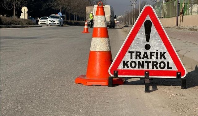 Şubat ayında Eskişehir’de 98 bin 530 araç denetlenirken 827 araç trafikten men edildi