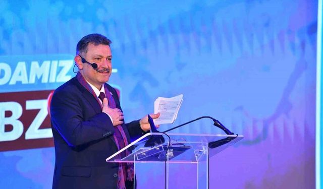 Trabzon Büyükşehir Belediye Başkan adayı Ahmet Metin Genç projelerini açıkladı