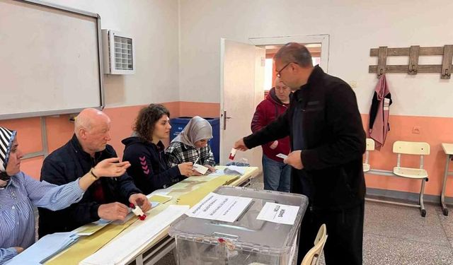 Trabzon’da oy kullanma işlemi sabah saat 07.00’dan itibaren başladı