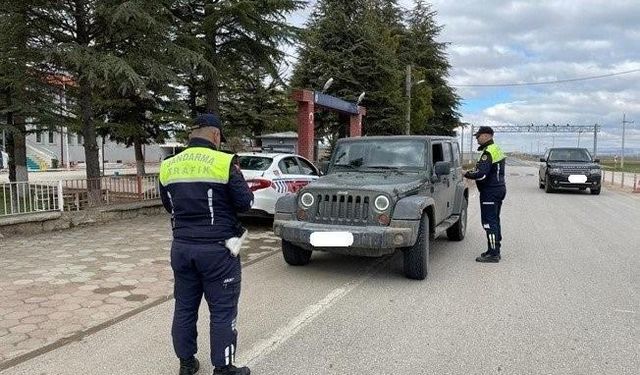 Trafik denetimlerinde 1 milyon 252 bin lira ceza yazıldı