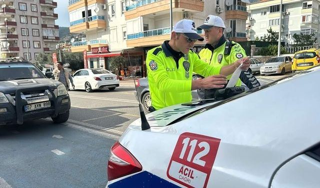 Trafikte kuralları ihlal edenlere 1 milyon 275 bin lira ceza