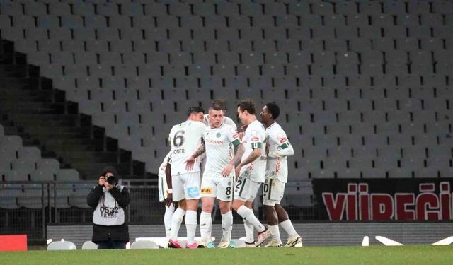 Trendyol Süper Lig: Fatih Karagümrük: 0 - Konyaspor: 1 (İlk yarı)