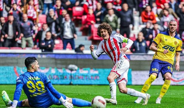 Trendyol Süper Lig: Samsunspor: 1 - MKE Ankaragücü: 1 (İlk yarı)